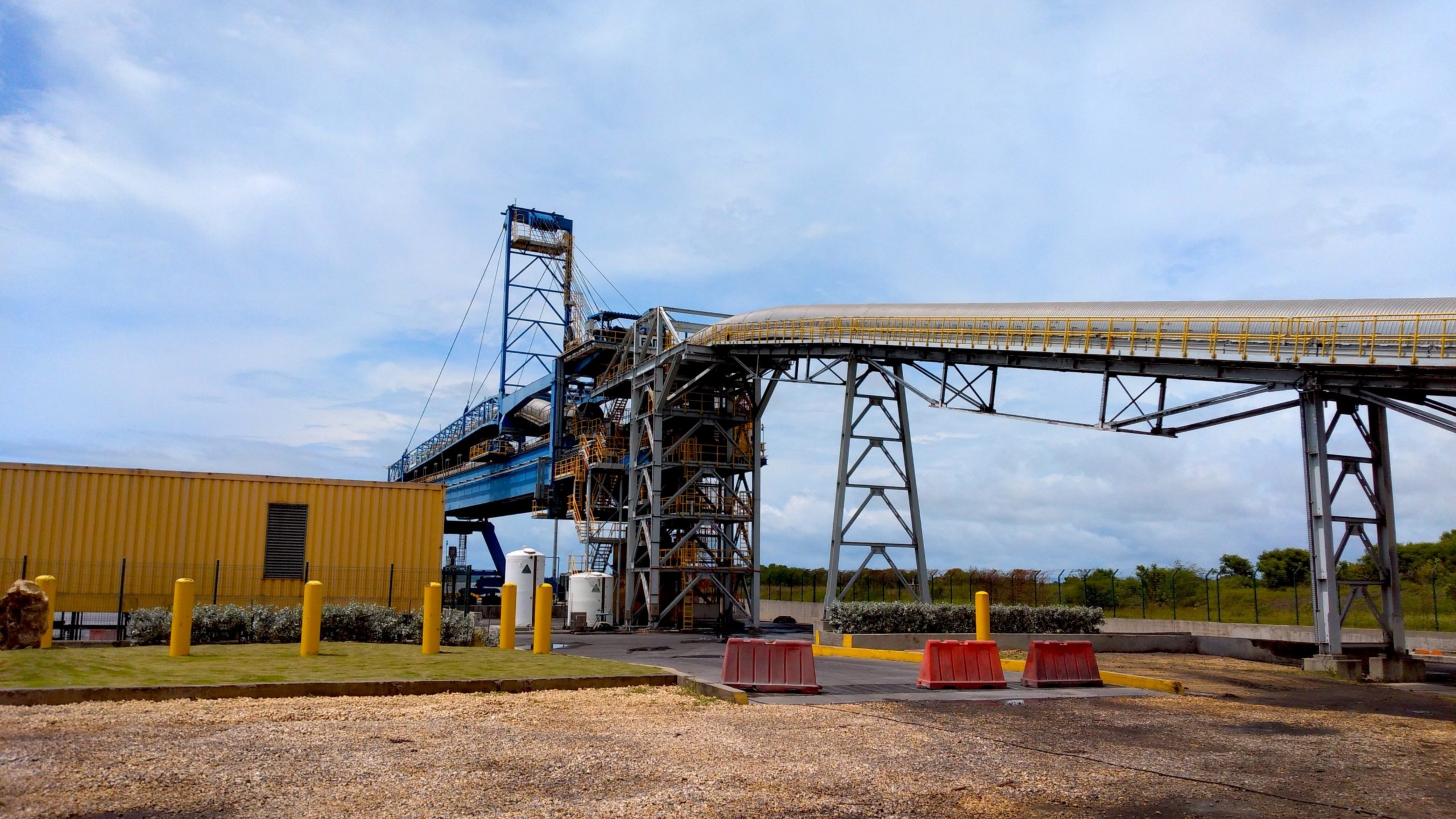 INGENIERIA DE DETALLE POR AM4